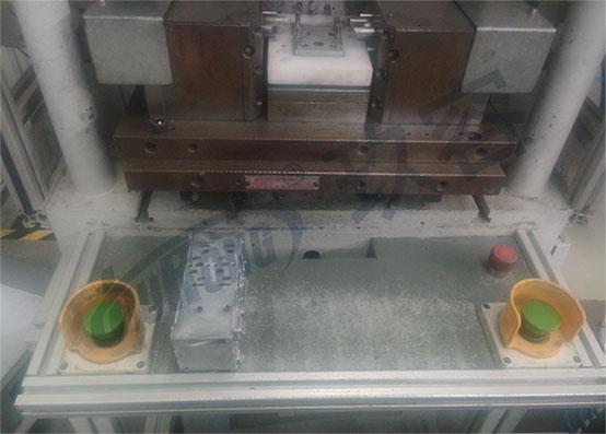 麻豆福利视频缸壓機安裝操作按鈕要求